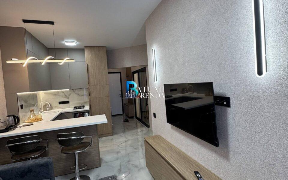 Кухня в 3-комнатной квартире 55 м² в ЖК Black Sea Towers, район Багратиони, Батуми