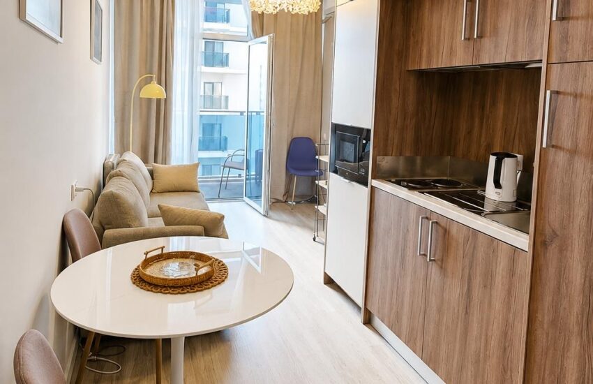 Интерьер квартиры 1+1 в Komunna Tower в Батуми