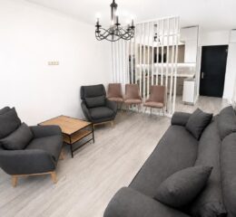 Общая зона с кухней и гостиной в 2-комнатной квартире 60 м² в ЖК New Line в районе Багратиони, Батуми
