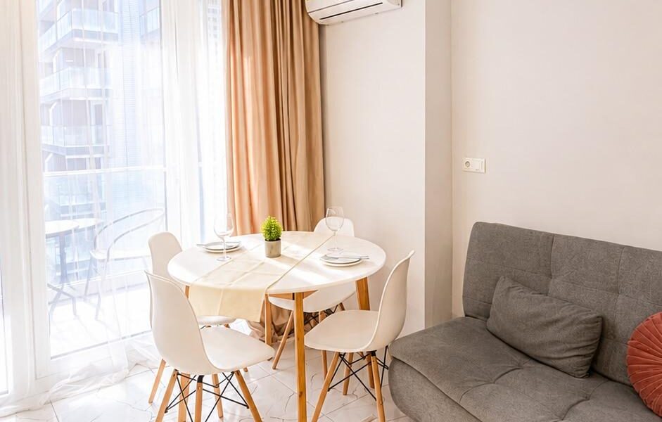 Интерьер 2+1 квартиры площадью 54 м² в Батуми
